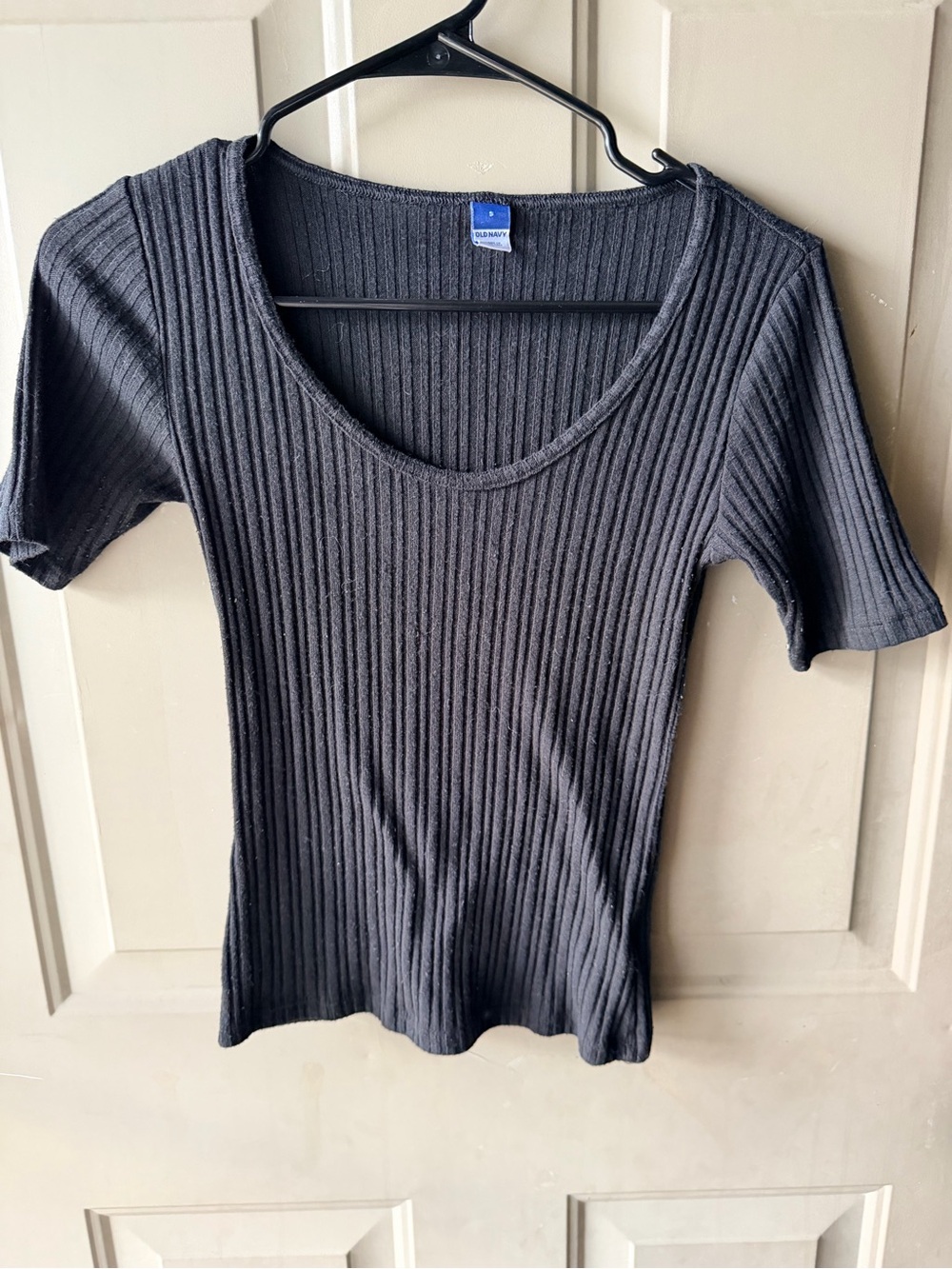 Old Navy Black Ribbed Scoop-Neck Short Sleeve Top